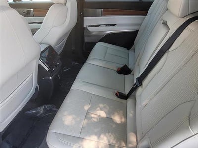 2026 Cadillac VISTIQ Luxury