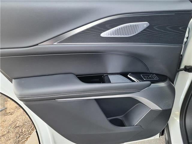 2025 Cadillac LYRIQ Sport 2