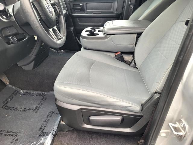 2018 RAM 1500 Tradesman 4x2 Quad Cab 6'4" Box