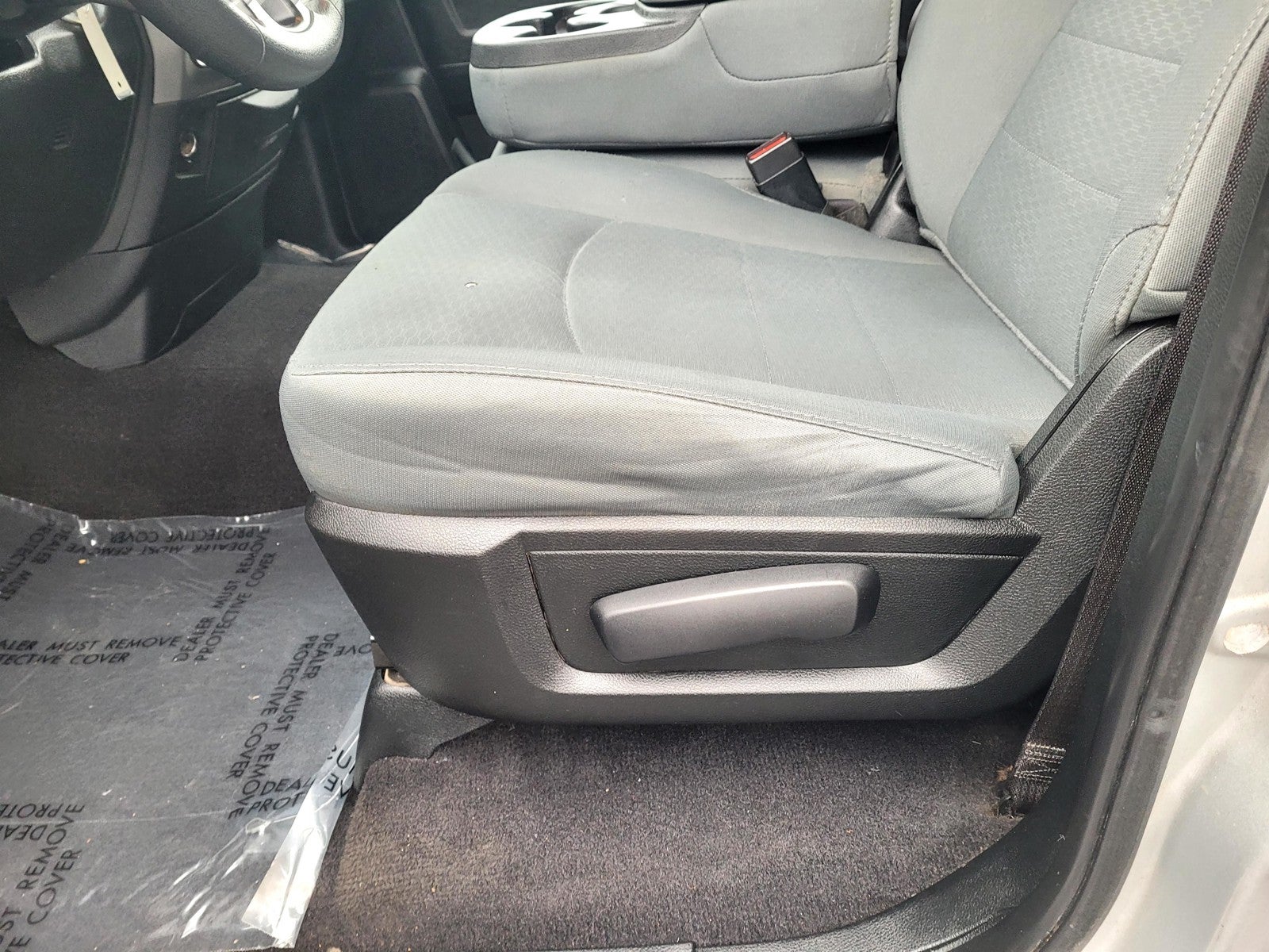 2018 RAM 1500 Tradesman 4x2 Quad Cab 6'4" Box