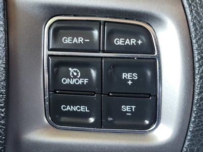 2022 RAM 1500 Classic SLT 4x2 Crew Cab 5'7" Box