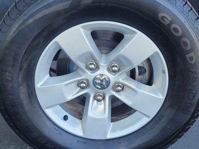 2022 RAM 1500 Classic SLT 4x2 Crew Cab 5'7" Box