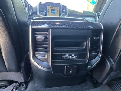 2022 RAM 1500 Laramie 4x4 Crew Cab 5'7" Box