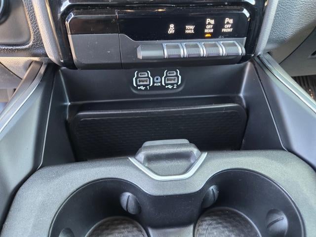 2022 RAM 1500 Laramie 4x4 Crew Cab 5'7" Box