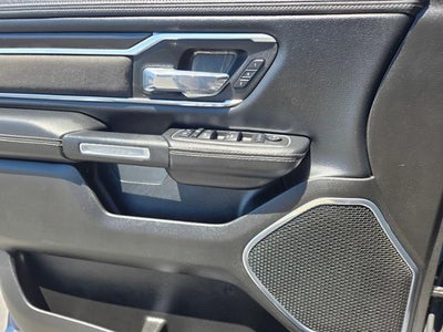 2022 RAM 1500 Laramie 4x4 Crew Cab 5'7" Box