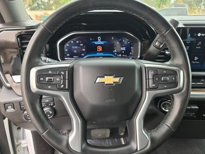 2025 Chevrolet Silverado 1500 Crew Cab Short Box 4-Wheel Drive LT 1LT
