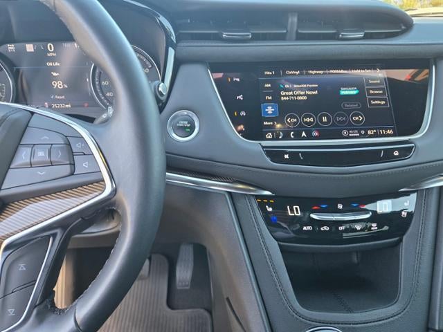 2024 Cadillac XT5 AWD 4dr Premium Luxury