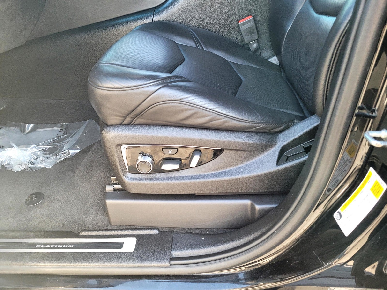 2017 Cadillac Escalade ESV 4WD Platinum