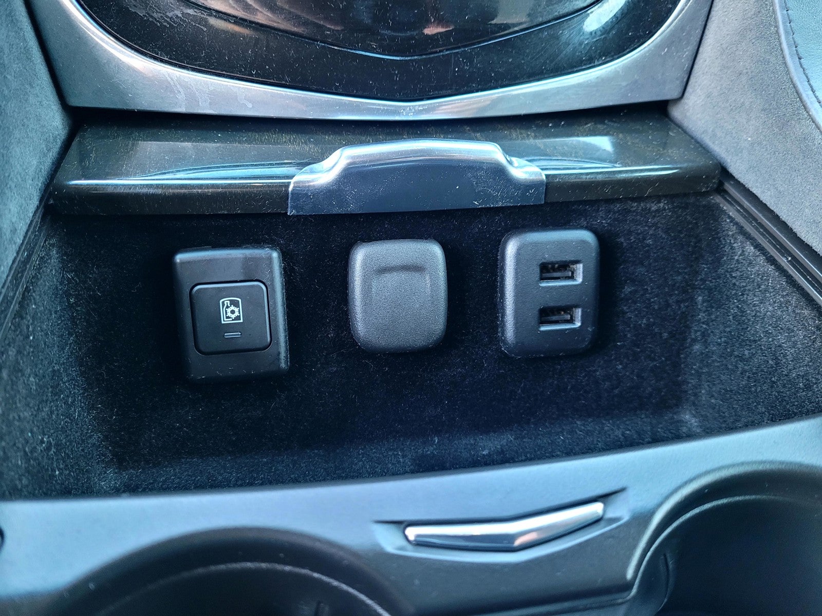 2017 Cadillac Escalade ESV 4WD Platinum