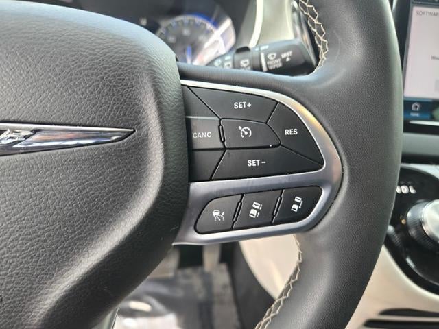 2024 Chrysler Pacifica Touring L FWD