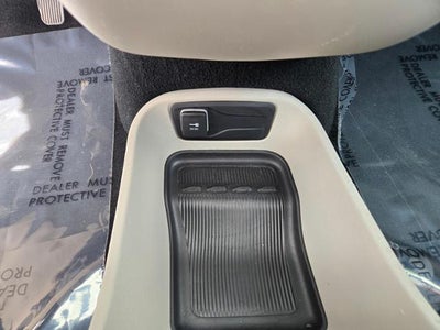 2024 Chrysler Pacifica Touring L FWD