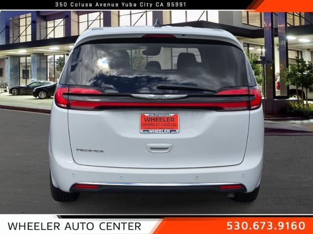 2024 Chrysler Pacifica Touring L FWD