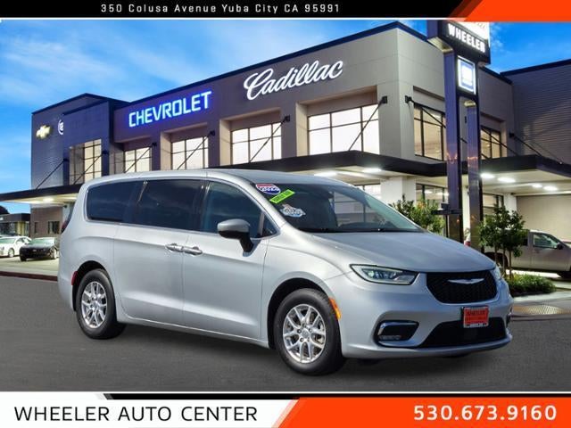 2023 Chrysler Pacifica Touring L FWD