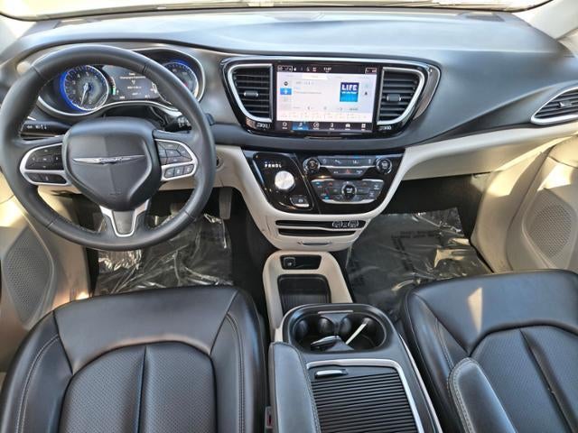 2023 Chrysler Pacifica Touring L FWD