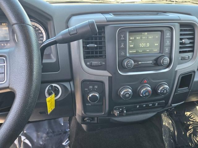 2017 RAM 2500 Tradesman 4x4 Crew Cab 6'4" Box