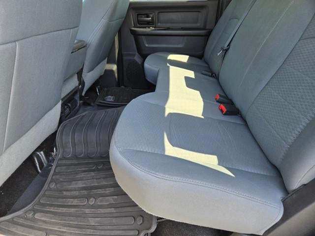 2017 RAM 2500 Tradesman 4x4 Crew Cab 6'4" Box