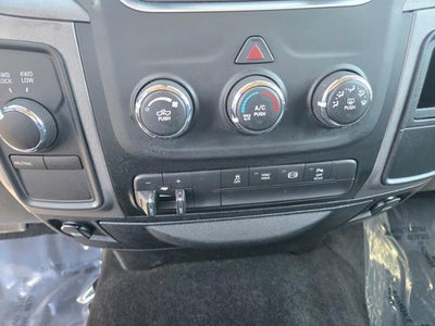 2017 RAM 2500 Tradesman 4x4 Crew Cab 6'4" Box