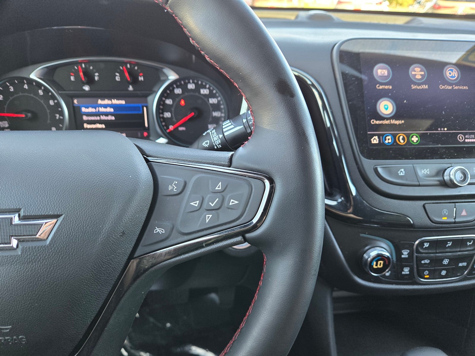 2023 Chevrolet Equinox AWD 4dr RS