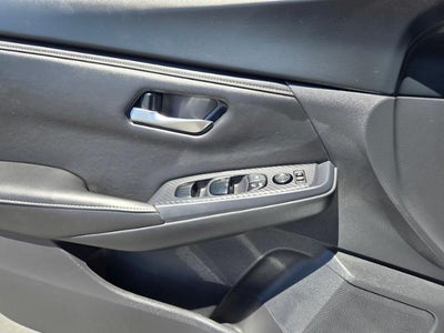 2024 Nissan Sentra SV CVT