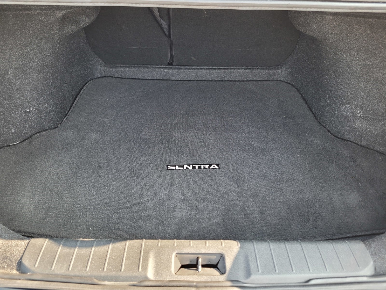 2021 Nissan Sentra SV CVT