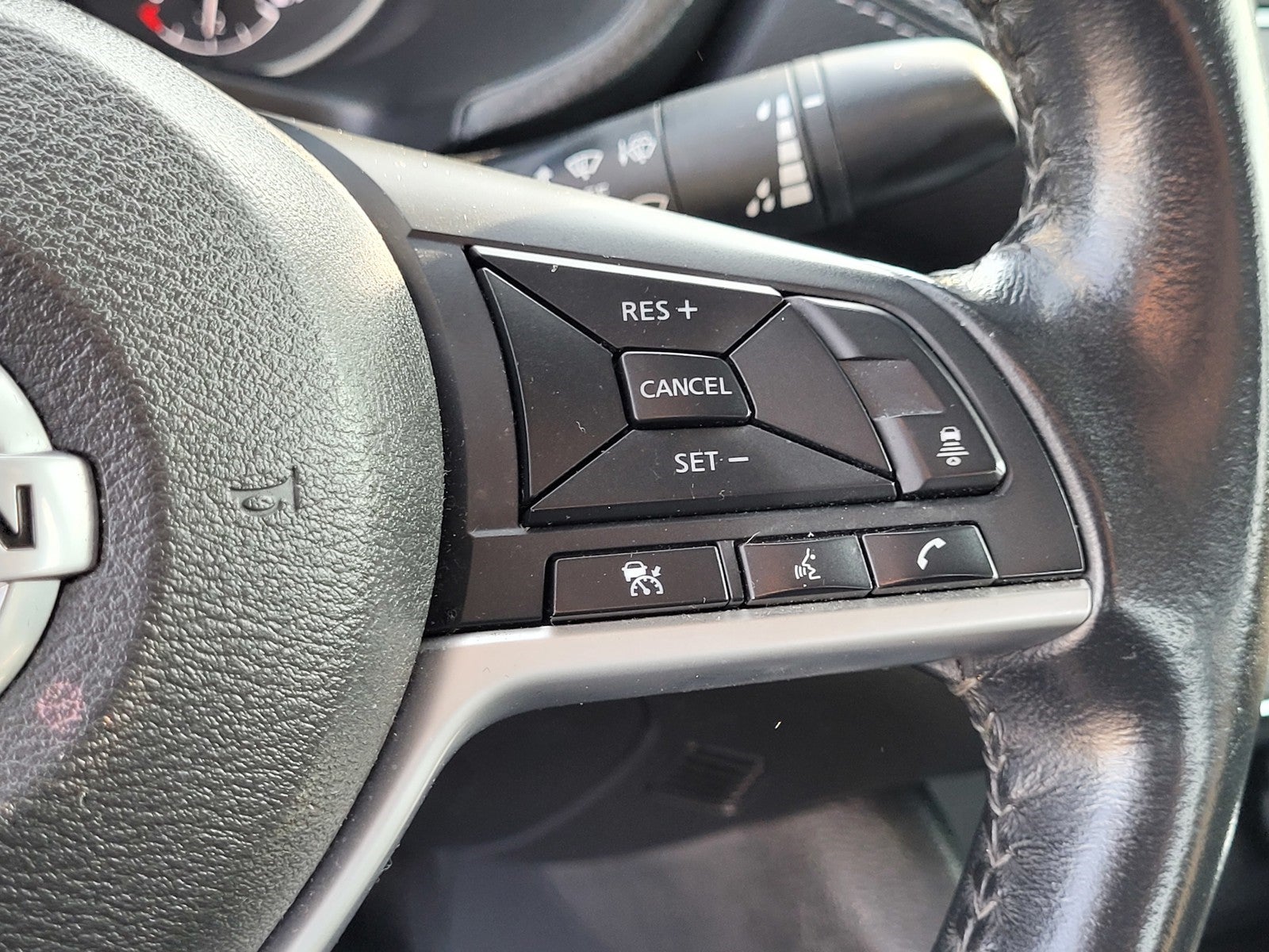 2021 Nissan Sentra SV CVT