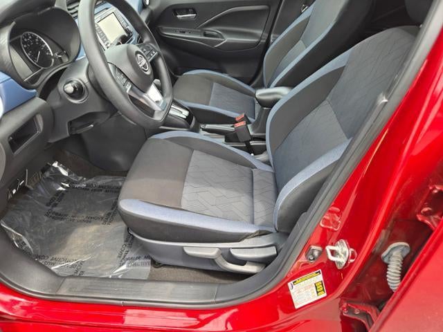 2025 Nissan Versa SV CVT