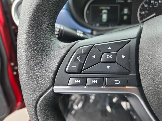 2025 Nissan Versa SV CVT