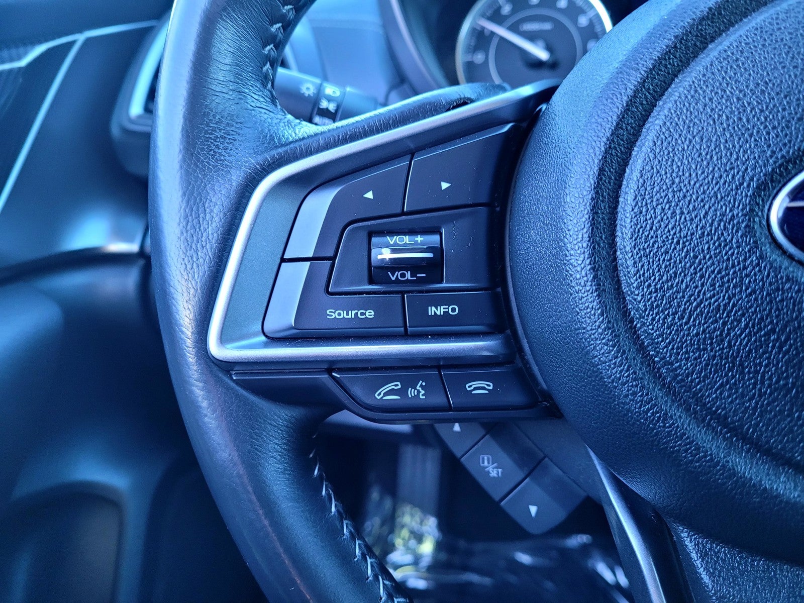 2017 Subaru Impreza 2.0i Limited 4-door CVT