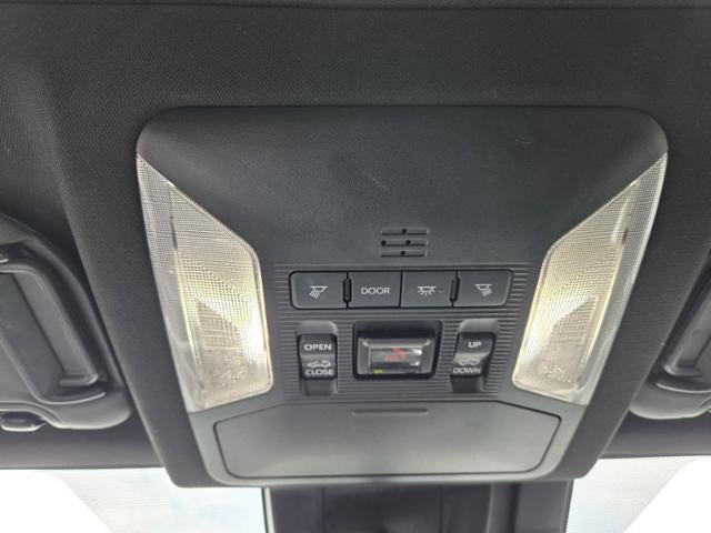 2022 Toyota RAV4 Hybrid SE AWD (Natl)