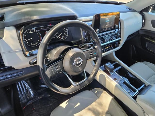 2022 Nissan Pathfinder SV 2WD
