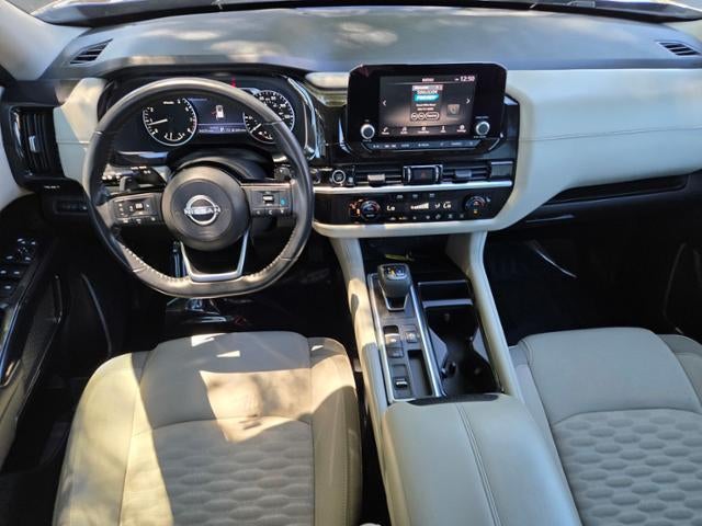 2022 Nissan Pathfinder SV 2WD