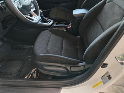 2020 Hyundai ELANTRA SE IVT