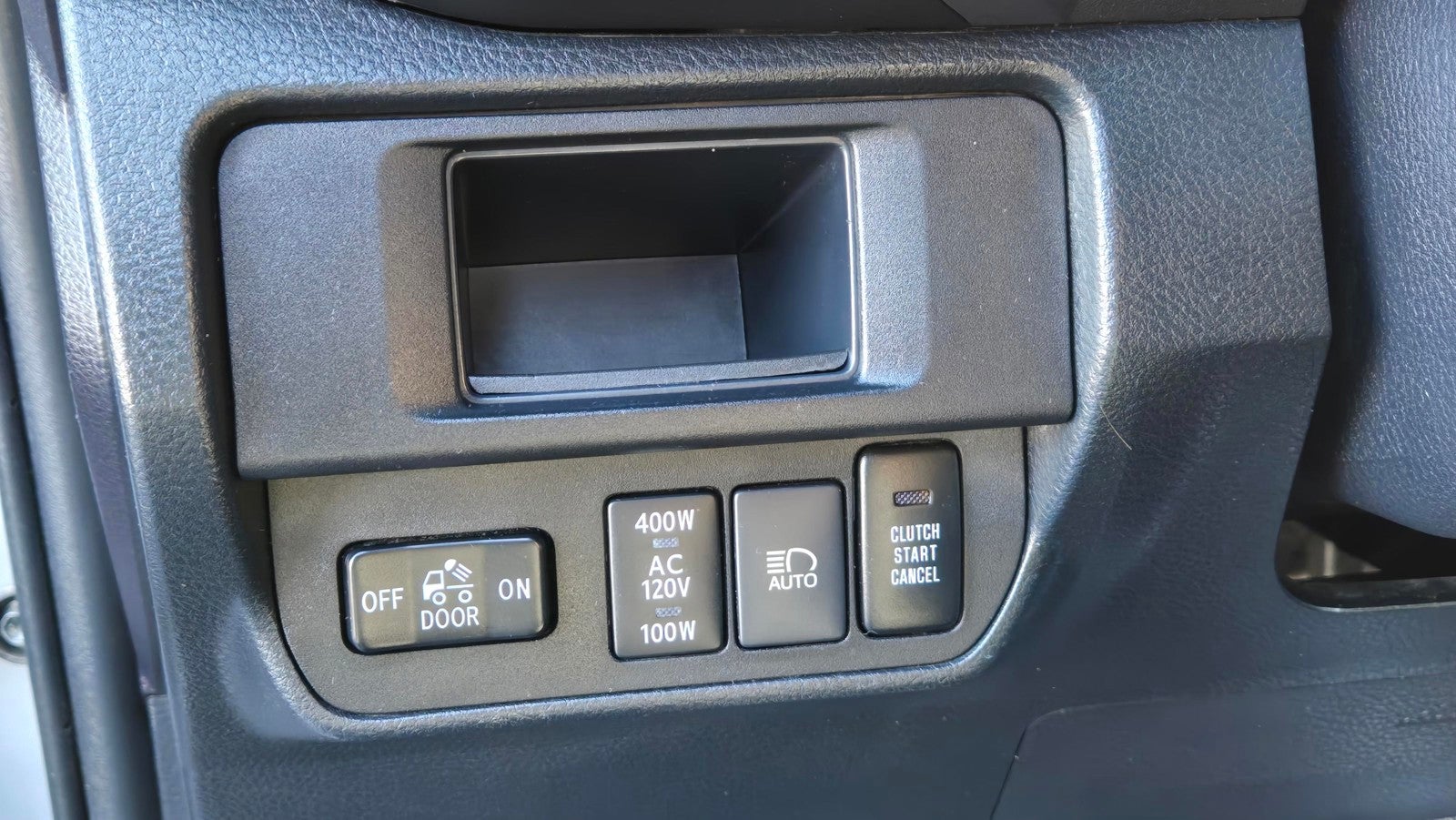 2019 Toyota Tacoma 4WD 4WD TRD Off Road Double Cab 5' Bed V6 MT (Natl)