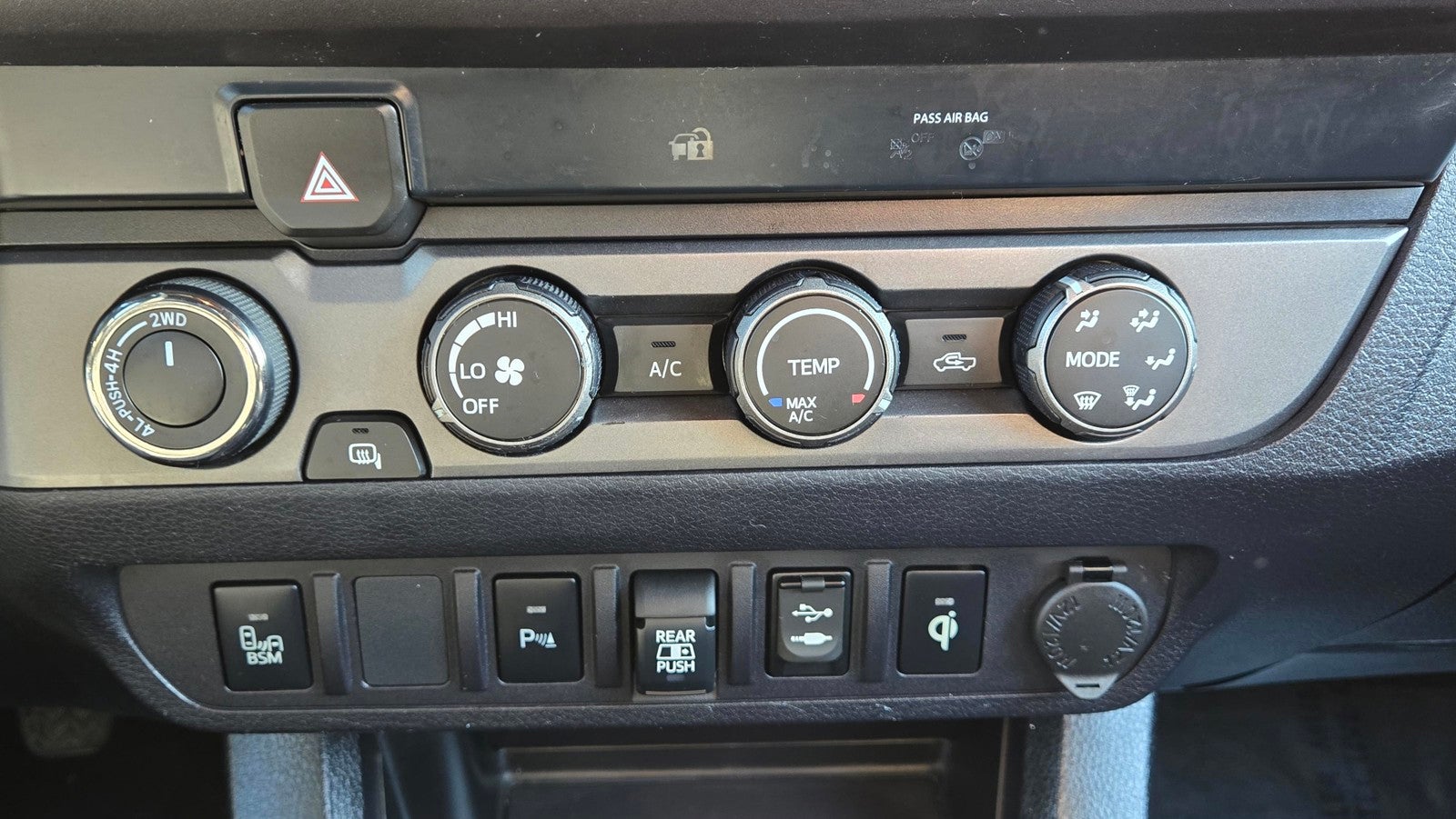 2019 Toyota Tacoma 4WD 4WD TRD Off Road Double Cab 5' Bed V6 MT (Natl)