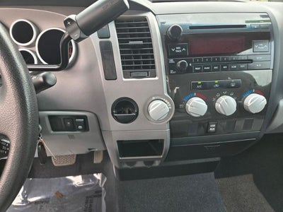 2013 Toyota Tundra 2WD Truck 2WD CrewMax Short Bed 5.7L (Natl)